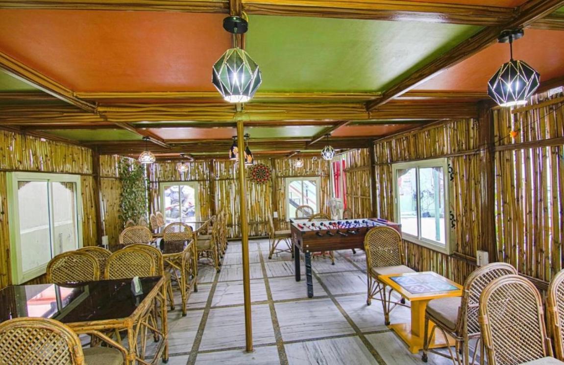 The For You Hotel & Restaurant リシケーシュ エクステリア 写真